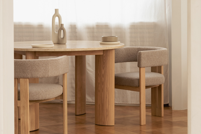 Ronde Eettafel Saint-Rémy (130x75)